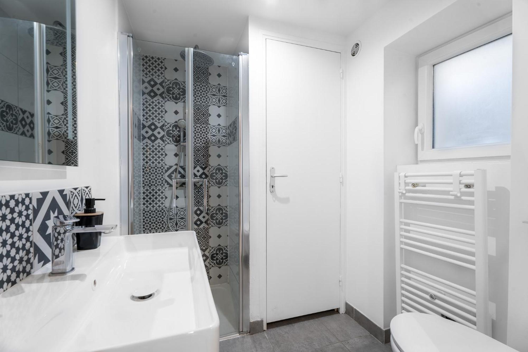 Appartement Spa Privatif Et Cinema Centre Ville ميتز المظهر الخارجي الصورة